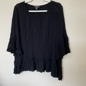 Karen kane black top